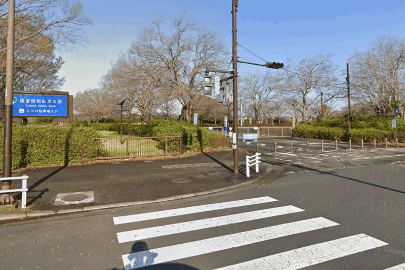 昭和記念公園立川口駐車場